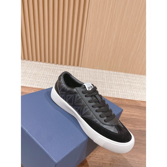 B101 Sneakers