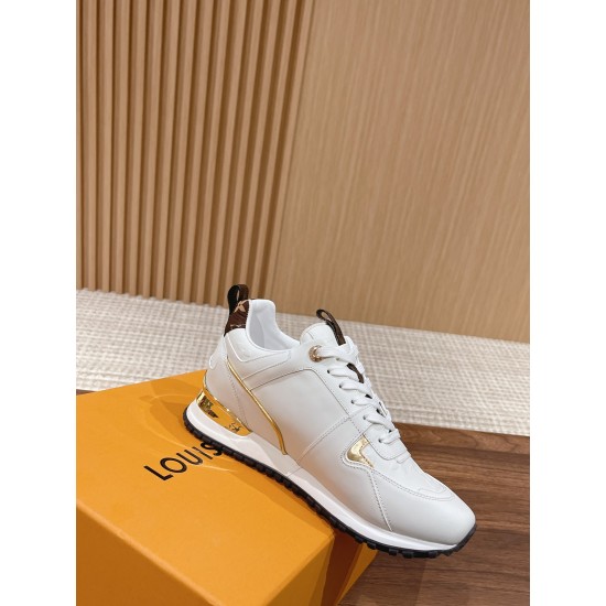 LV SNEAKERS