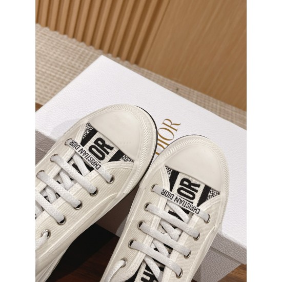Embroidered Canvas Shoes Embroidered Canvas Shoes