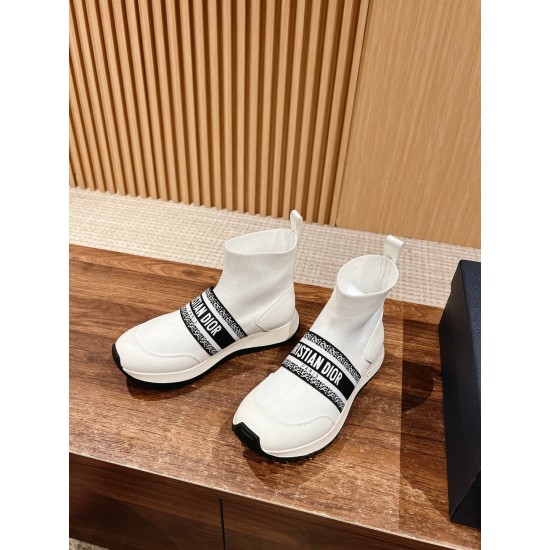 sock shoes