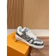 LV SNEAKERS