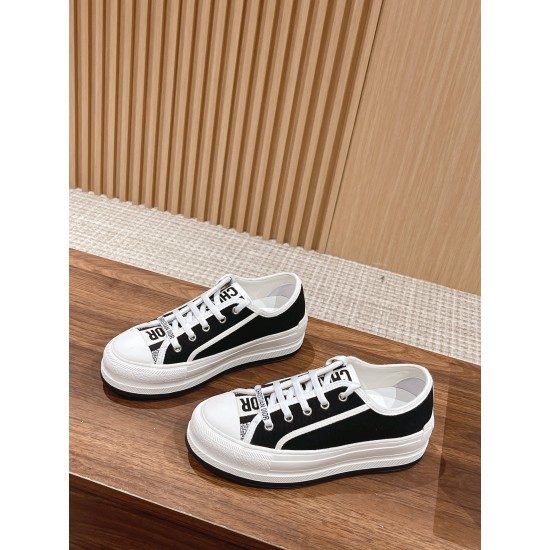Embroidered Canvas Shoes Embroidered Canvas Shoes