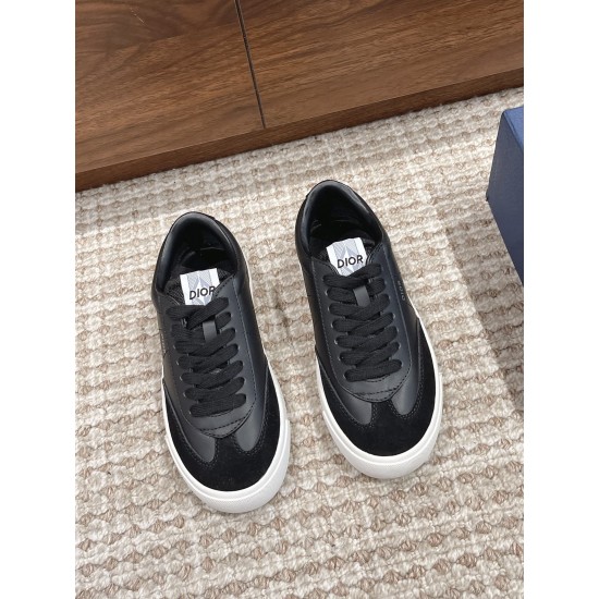 B101 Sneakers