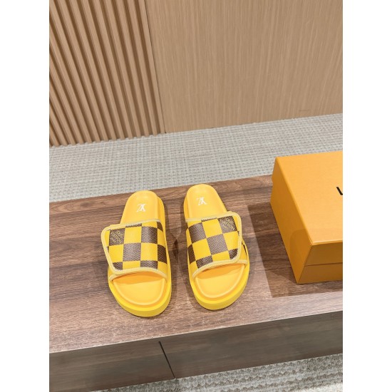 LV SLIPPERS