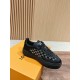 LV SNEAKERS
