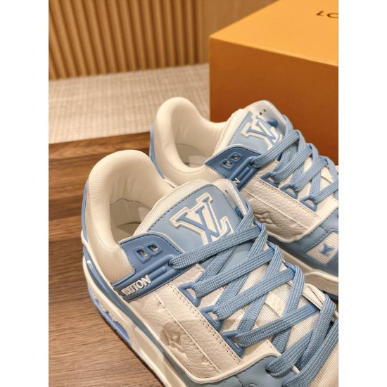 LV SNEAKERS