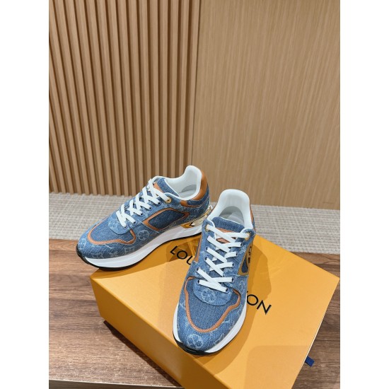 LV SNEAKERS