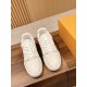 LV SNEAKERS