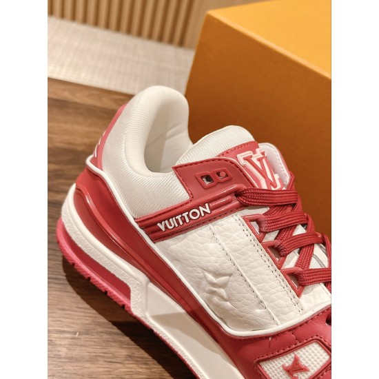 LV SNEAKERS