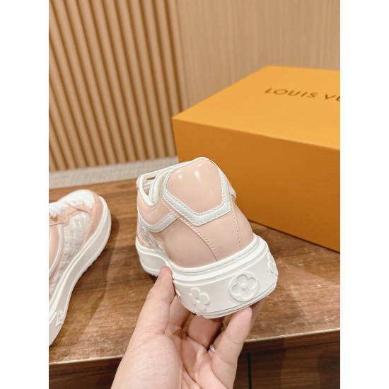 LV SNEAKERS