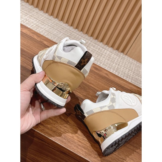 LV SNEAKERS