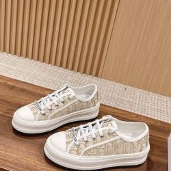 Embroidered Canvas Shoes