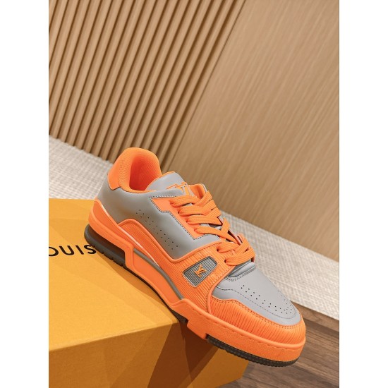 LV SNEAKERS