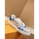LV SNEAKERS
