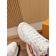 LV SNEAKERS