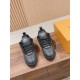 LV SNEAKERS