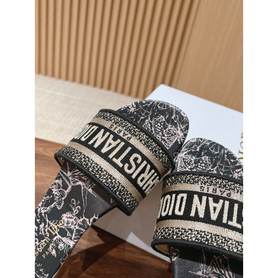 slippers slippers