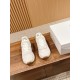 Tassel sneakers