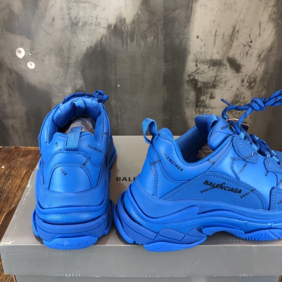sneakers sneakers