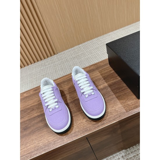 canvas shoes
