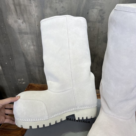 skiwear ski boots