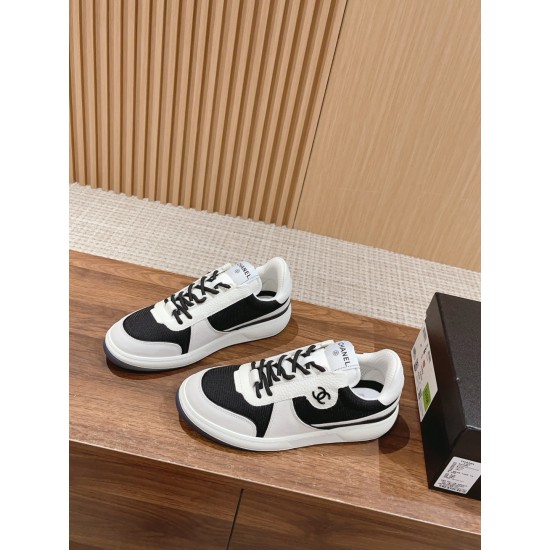 skateboarding shoes