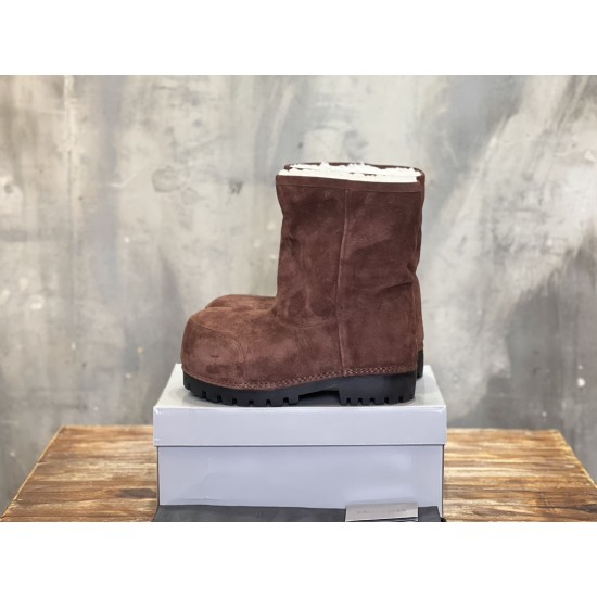 skiwear ski boots