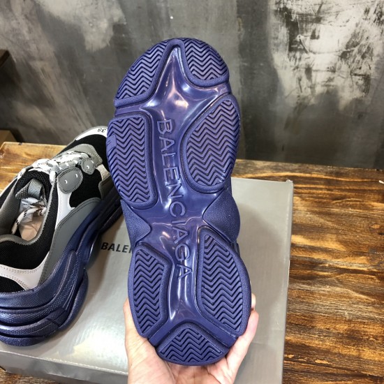 sneakers sneakers