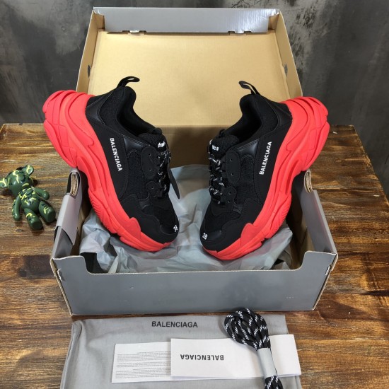 sneakers sneakers