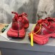 3XL sneaker runner