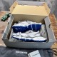 3XL sneaker runner