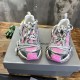 3XL sneaker runner