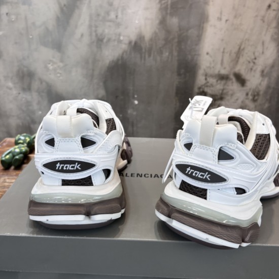 Retro Sport Basalt Shoes 3rd Generation Triple-S 3.0 Retro Sport Basalt Shoes 3rd Generation Triple-S 3.0