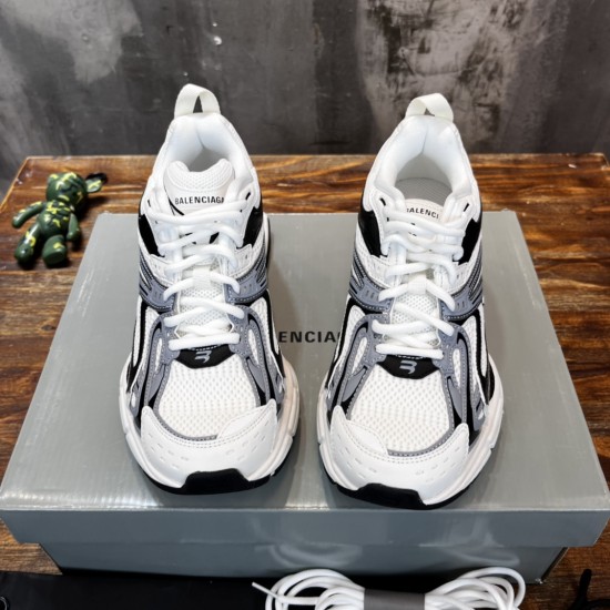 X-Pander 6.0 Retro Spring Shoes