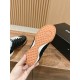 Tennis shoes