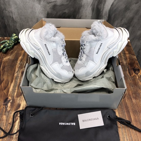 sneakers sneakers
