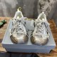 3XL sneaker runner