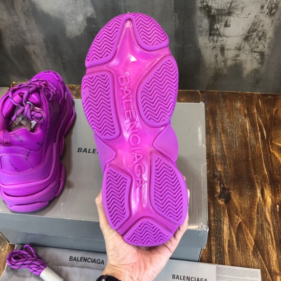 sneakers sneakers