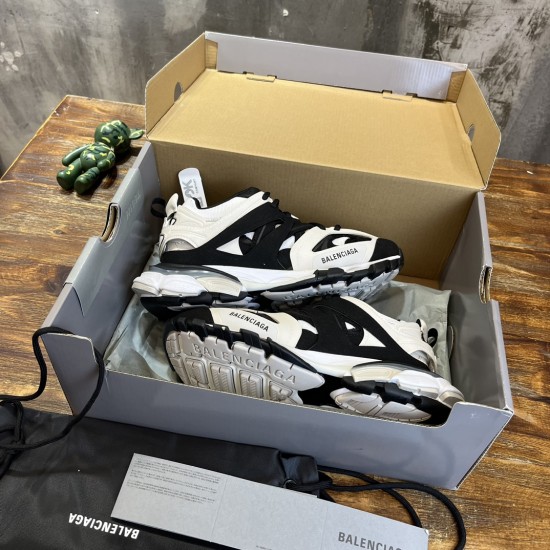 Retro Sport Basalt Shoes 3rd Generation Triple-S 3.0 Retro Sport Basalt Shoes 3rd Generation Triple-S 3.0