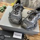 3XL sneaker runner