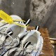 3XL sneaker runner