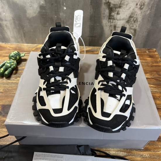 Retro Sport Basalt Shoes 3rd Generation Triple-S 3.0 Retro Sport Basalt Shoes 3rd Generation Triple-S 3.0