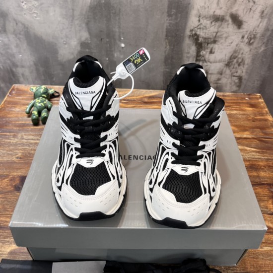 X-Pander 6.0 Retro Spring Shoes