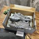 3XL sneaker runner
