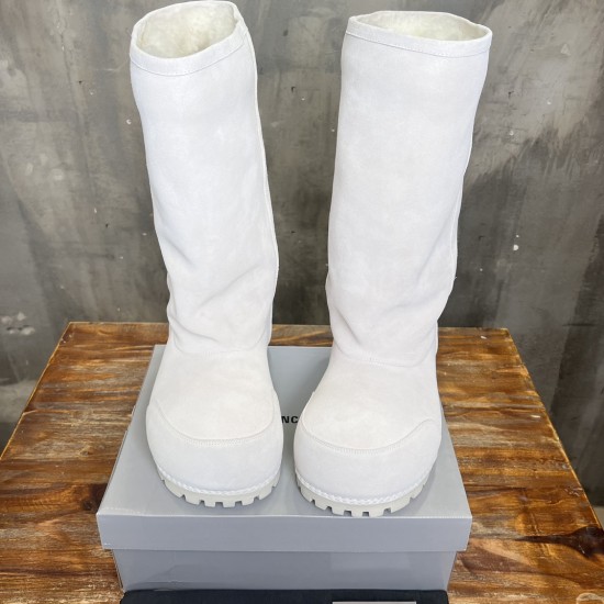 skiwear ski boots