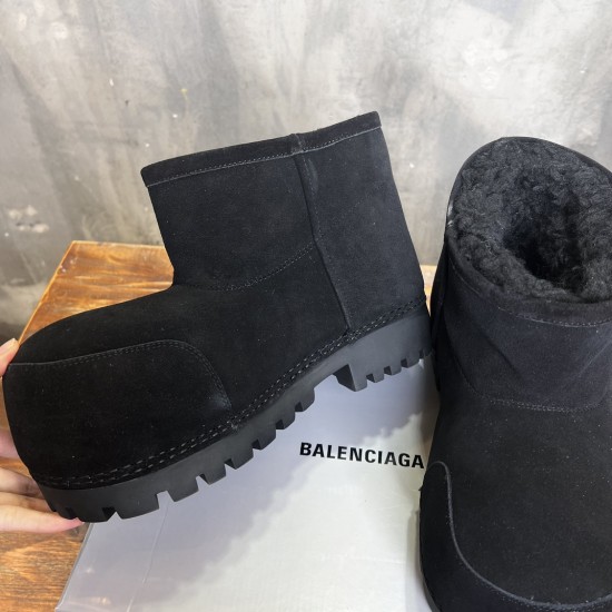 skiwear ski boots