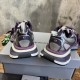 3XL sneaker runner