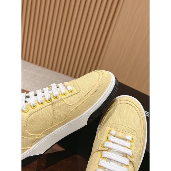 canvas shoes
