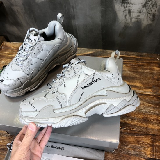 sneakers sneakers