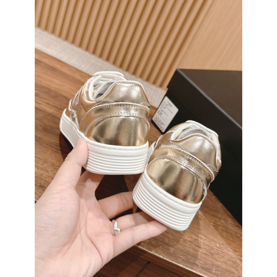 canvas shoes